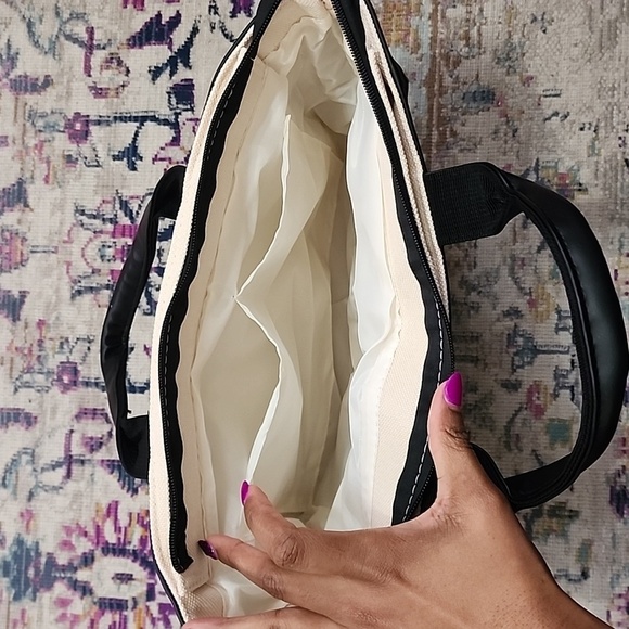 NWT Hello Kitty Women's Canvas Black Tote - Picture 7 of 7